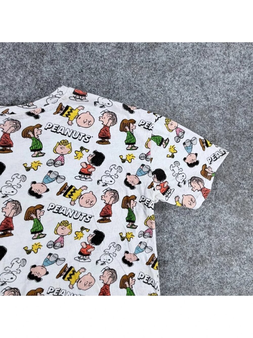 Peanuts Worldwide 2020 T-Shirt Kids M 7-9 White All Over Print Peanuts Character - Picture 16 of 16